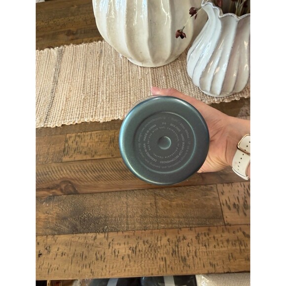 Special Edition Owala 30oz Stainless Steel FreeSip Water Bottle - Wintergreen - Picture 6 of 14